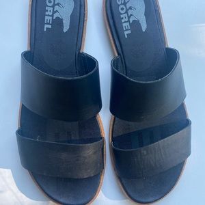 Size 9 Sorel black leather double strap sandals